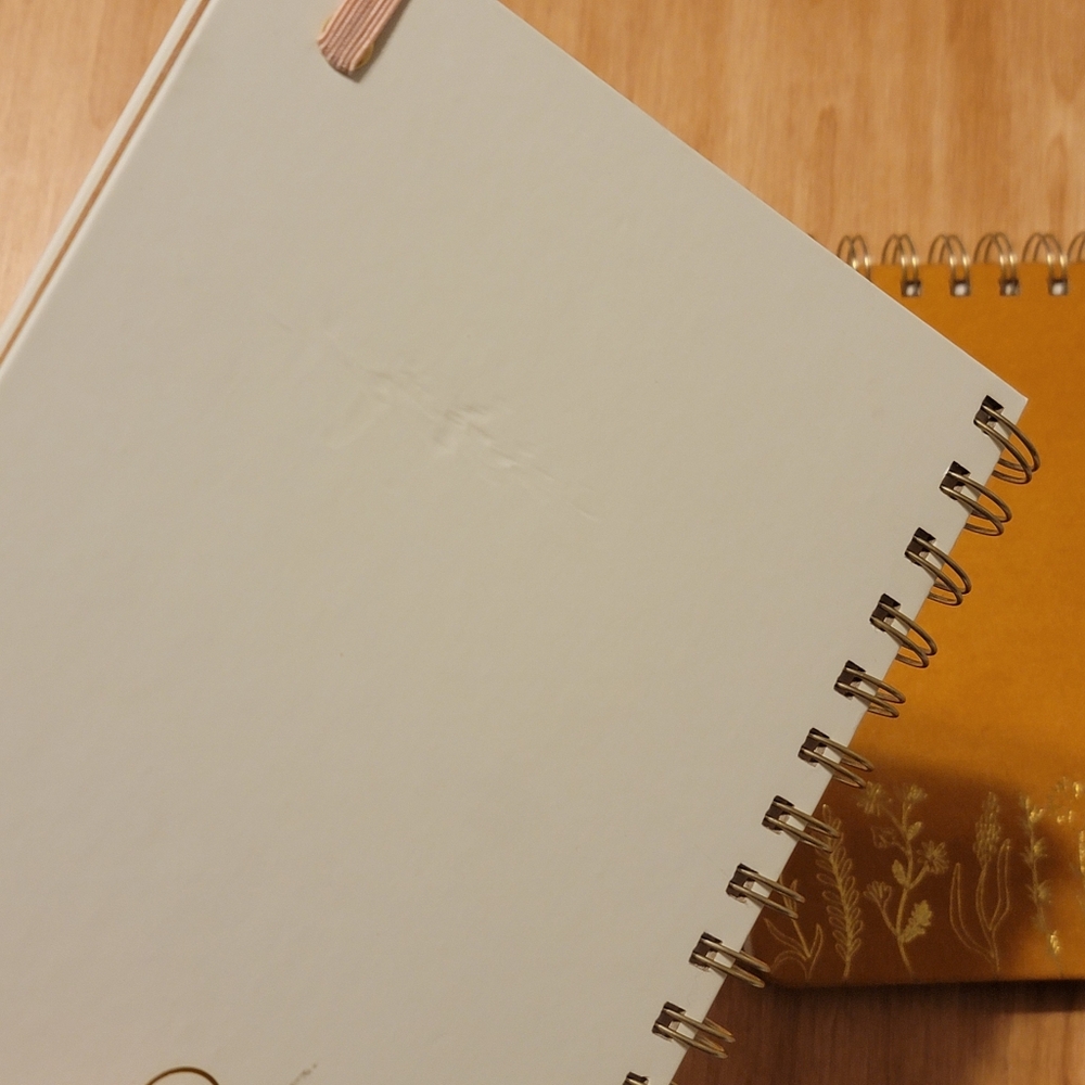 Floral Planner & Notebook / Journal - Picture 9 of 9